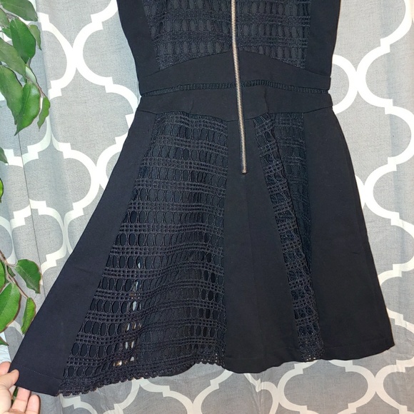 Adelyn Rea lace black dress - Picture 5 of 7
